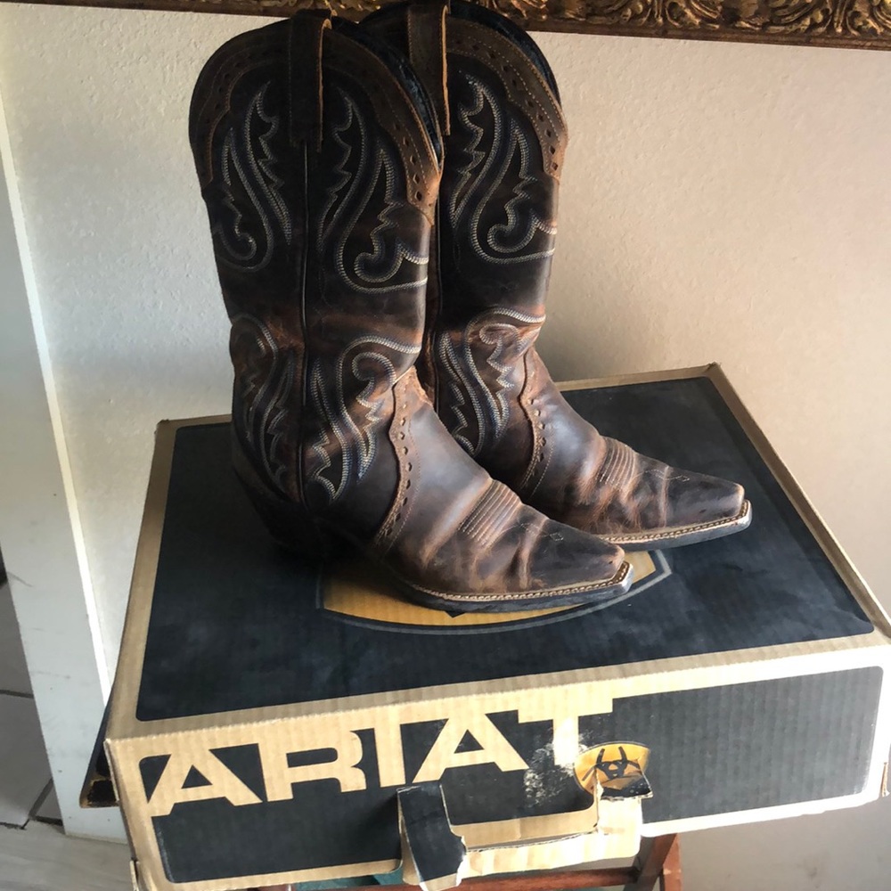 Ariat boots Sz 5.5